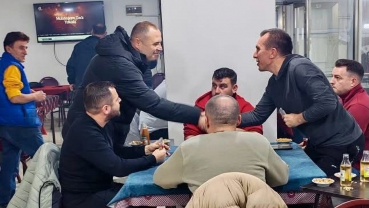 Kırklareli Belediye Başkanı Bulut, Karacaibrahim Mahallesi sakinleriyle bir araya geldi | KIRKLARELİ